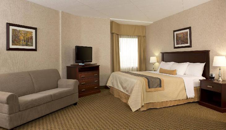 Best Western Plus Laval-Montreal & Conference Centre